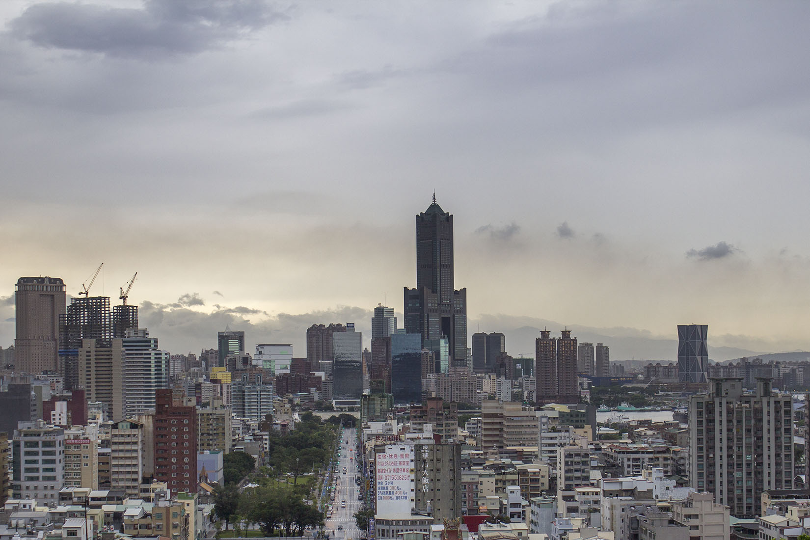 Taiwan, travel, Kaohsiung, view of the city, Tuntex Sky Tower, 85 Skytower